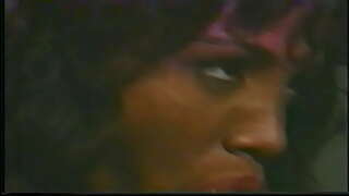 שנות ה-90 פעולה בכיכובו של Sinnamon אוהב Cumisha מודו קירה רודריגז של shonna לין