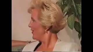 Aibí 50 bliain gangbang tá Sí boss horny te mná