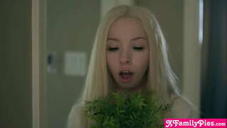 Min umættelige unge petite stepsister kunne ikke stoppe maturbating de prostitueret