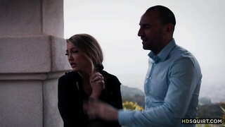 Big dick cara fode pobre rapaza, ata que ela esguichos