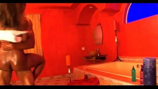 Hardcore interracial секс